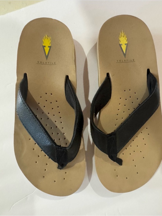 Volatile Shoes - Volatile Black & Tan Women's Thong Sandals with Padded Straps
